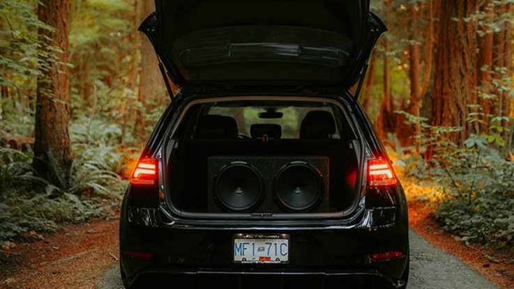 Why Is Sound Clarity So Important? Breaking Down the Science of Crystal-Clear Audio in Cars