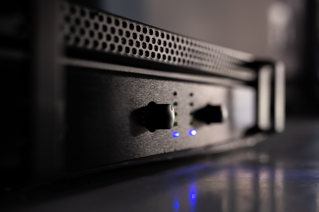 What Professional Audio Installers Look for in Your Home